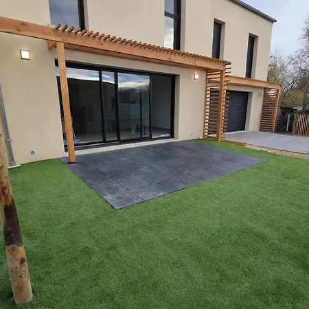 Maison Moderne Avec Jardin Proche בית נופש ליון-סור-מר