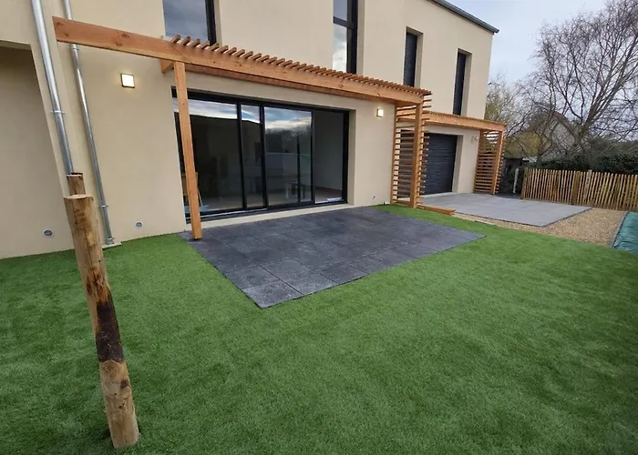 Maison Moderne Avec Jardin Proche בית נופש ליון-סור-מר