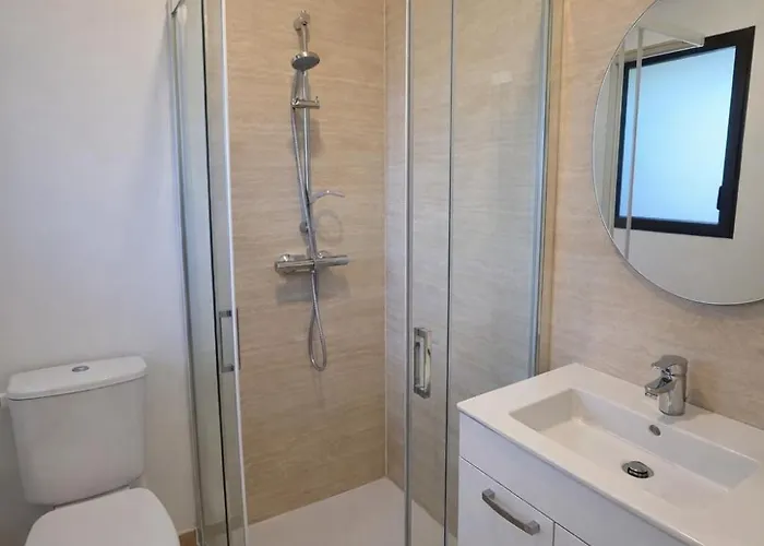 Maison Moderne Avec Jardin Proche * ליון-סור-מר